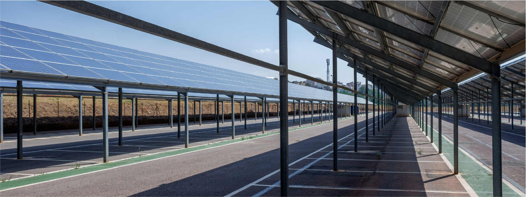 Précisions quant à l'obligation des parkings de plus de 1500 m² d'installer des panneaux photovoltaïques